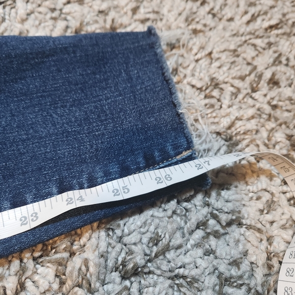 Kut from the Kloth Catherine Boyfriend Raw Hem Ankle Jeans Denim Mid Rise Sz 6 - Picture 10 of 14
